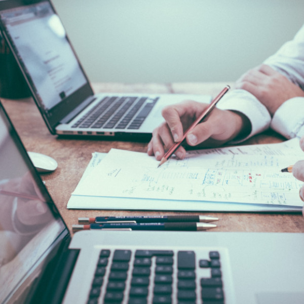 Правовое сопровождение бизнеса и физлиц